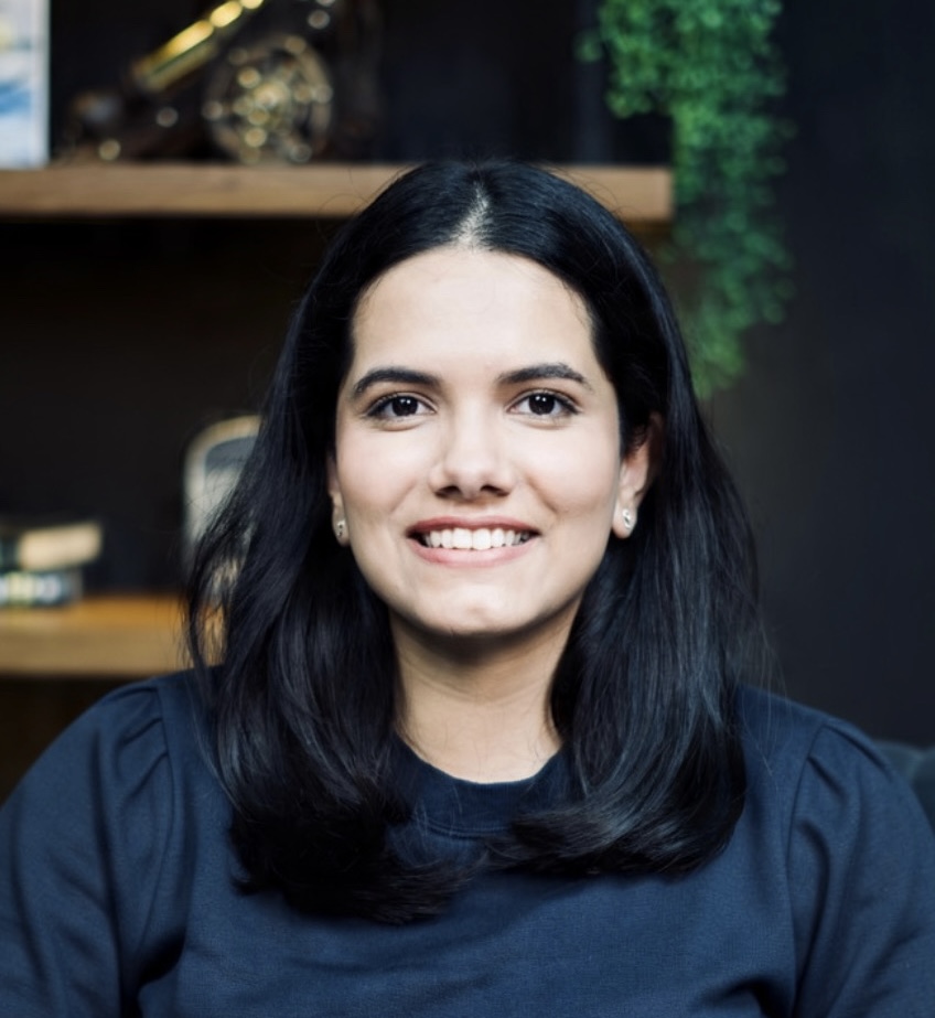 Portrait of Devina Rao
